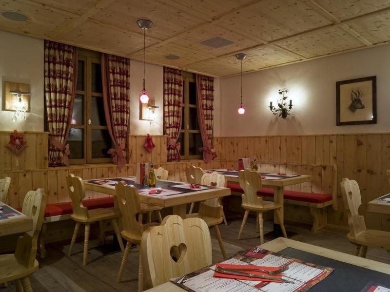Hotel Loeffler Санкт-Мориц Экстерьер фото